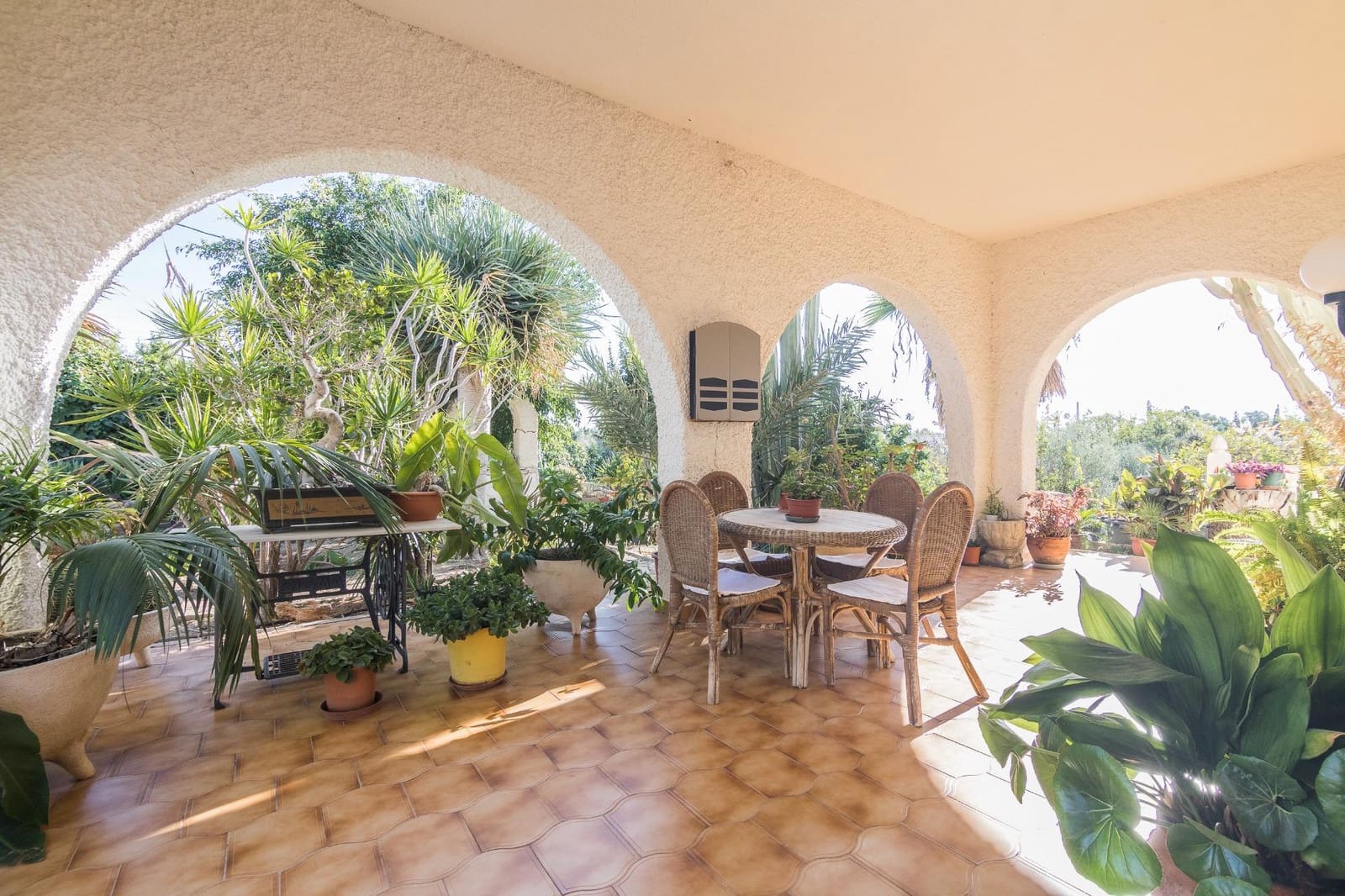 5 bedroom Villa for sale in Elche / Elx with garage - € 448,000 (Ref: 10055621)