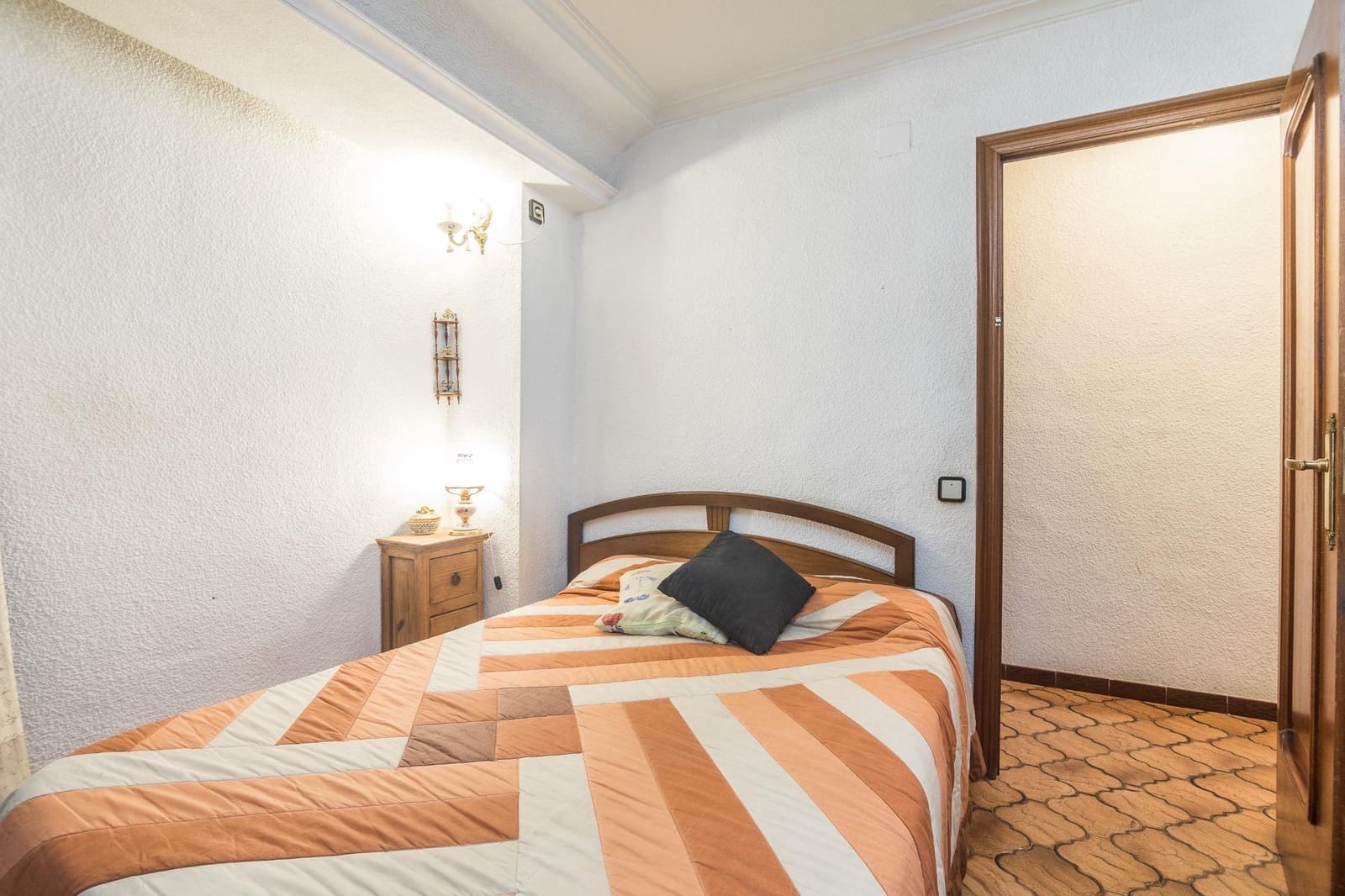 5 bedroom Villa for sale in Elche / Elx with garage - € 448,000 (Ref: 10055621)
