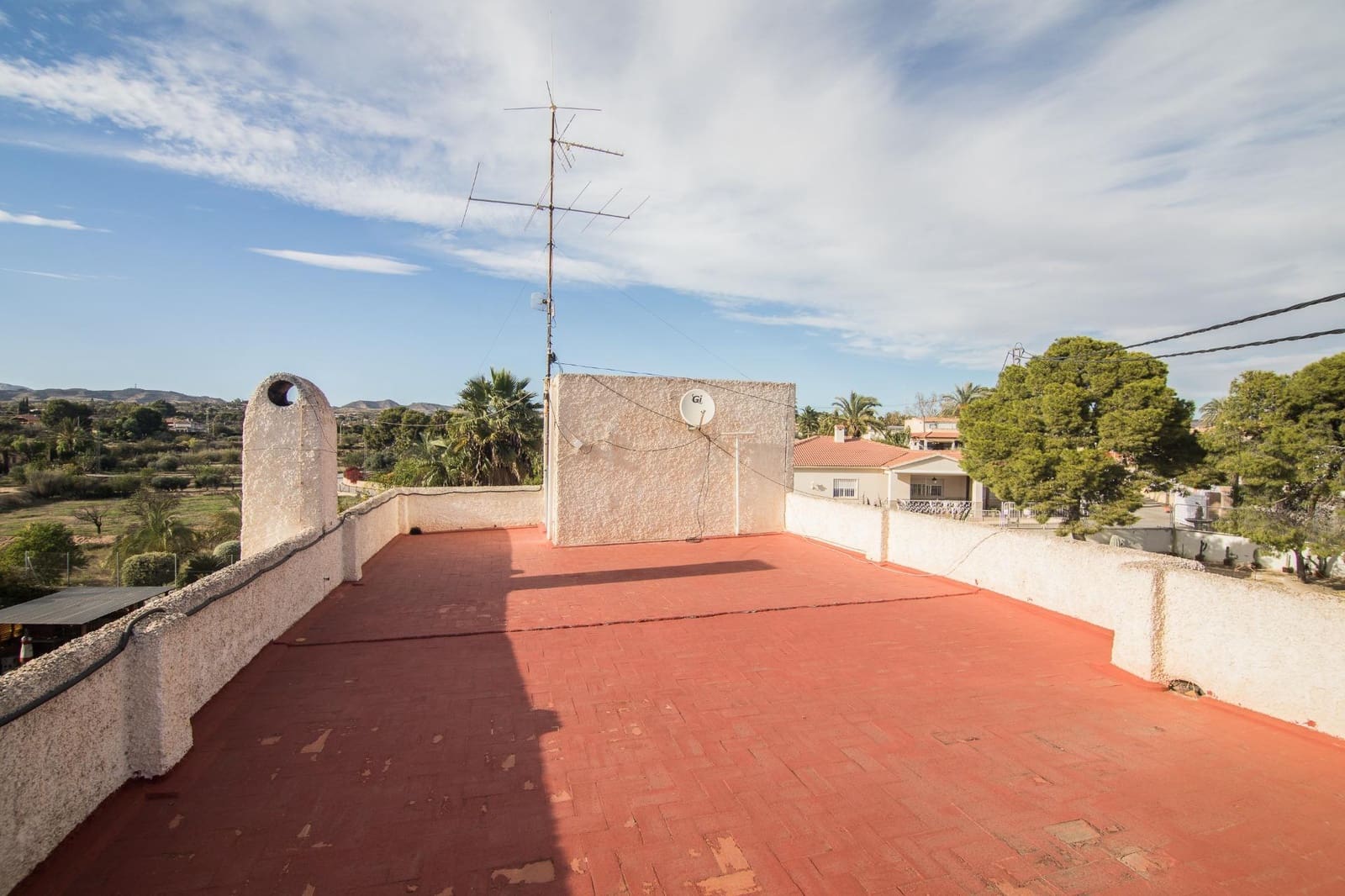 5 bedroom Villa for sale in Elche / Elx with garage - € 448,000 (Ref: 10055621)