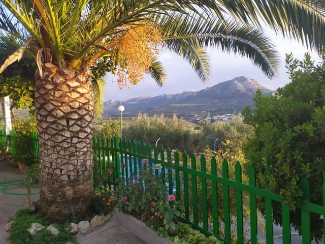 4 Zimmer Finca/Landgut zu verkaufen in Quesada mit Pool Garage - 595.000 € (Ref: 10055622)