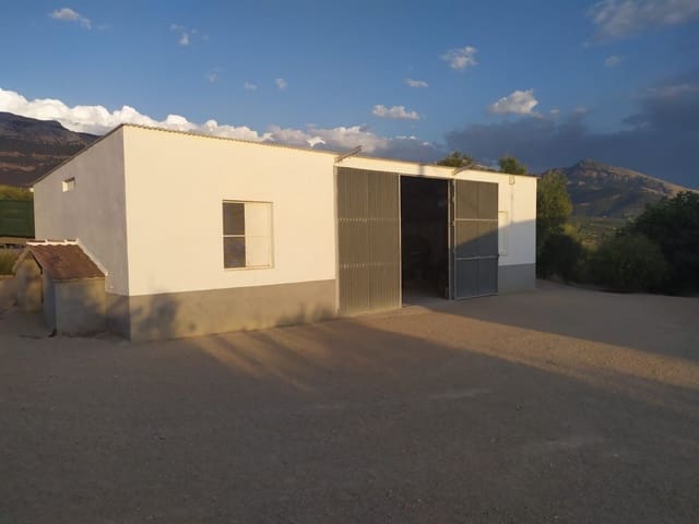 4 Zimmer Finca/Landgut zu verkaufen in Quesada mit Pool Garage - 595.000 € (Ref: 10055622)