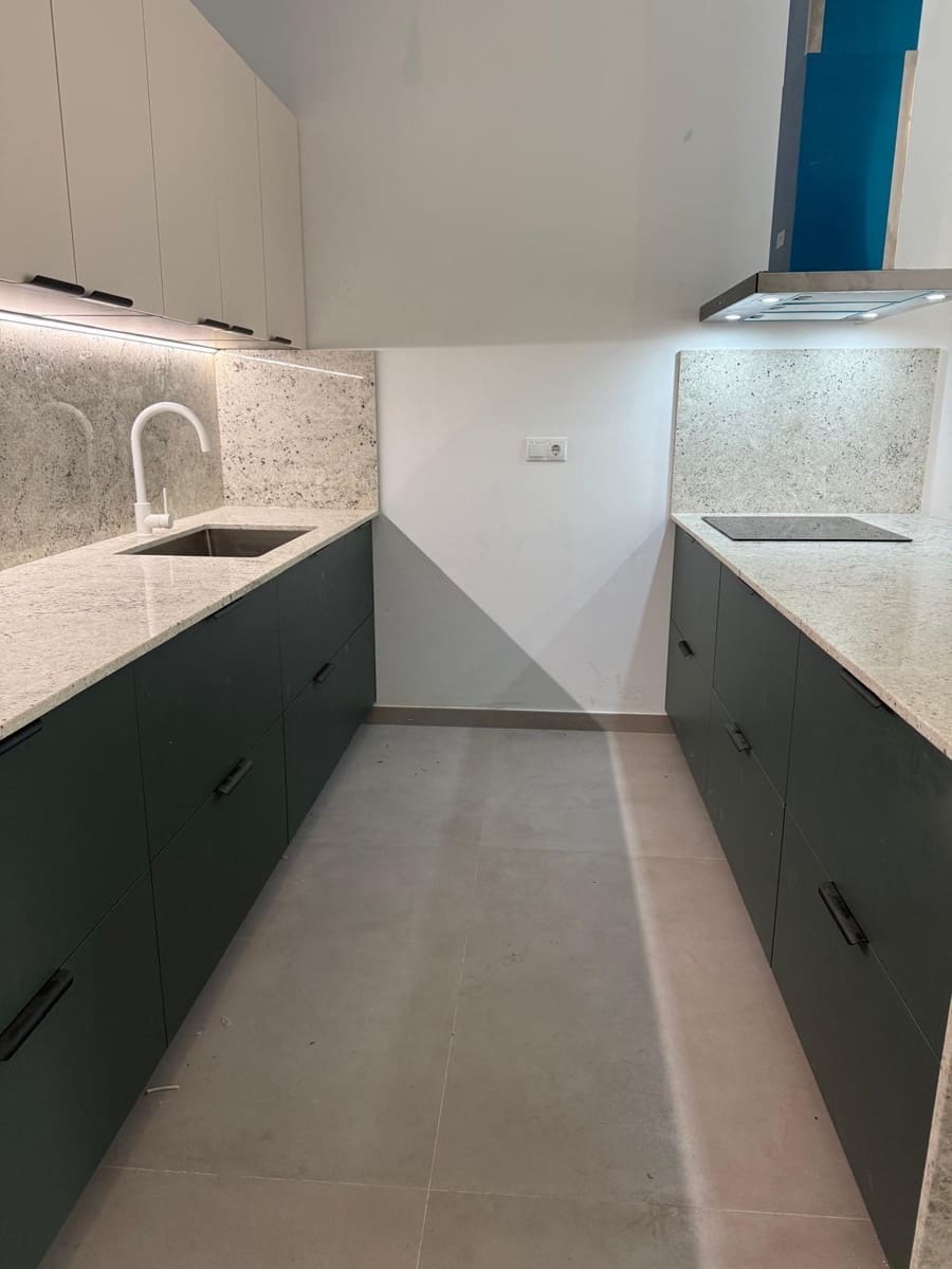 4 slaapkamer Flat te koop in Elche / Elx - € 650.000 (Ref: 10055624)