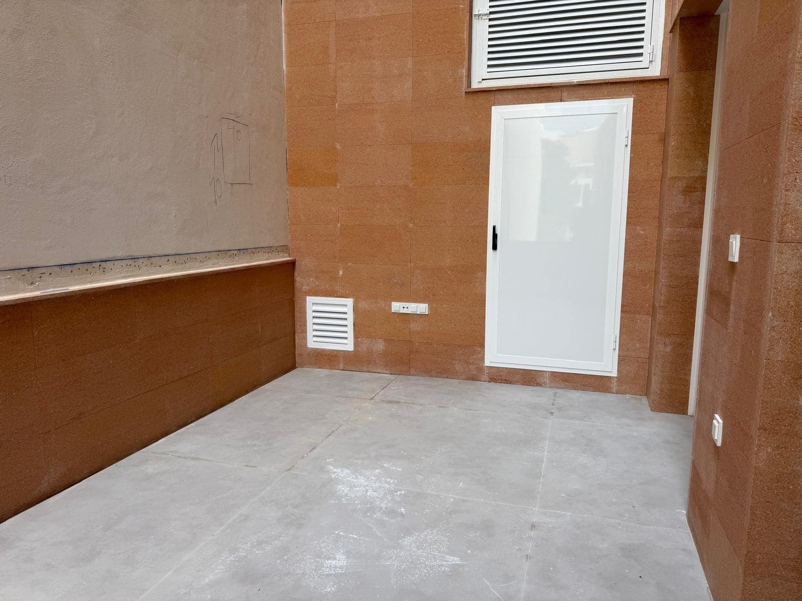 4 slaapkamer Flat te koop in Elche / Elx - € 650.000 (Ref: 10055624)