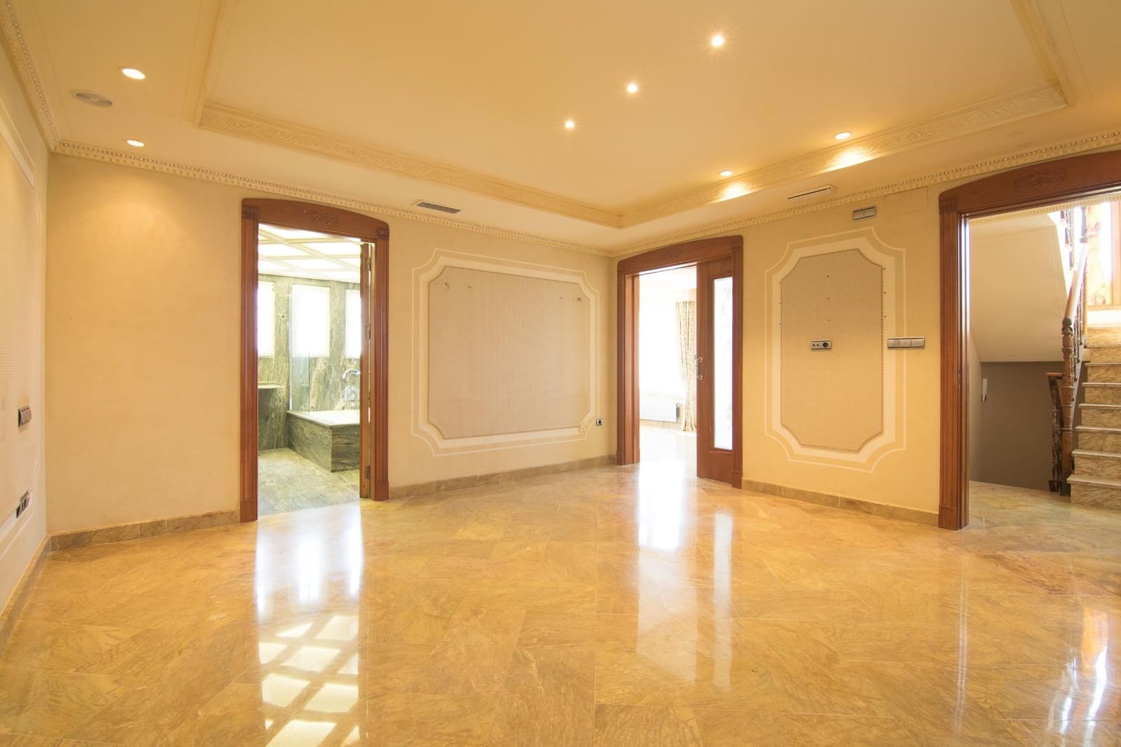 7 sypialnia Willa na sprzedaż w Elche / Elx z basenem garażem - 1 650 000 € (Ref: 10055632)
