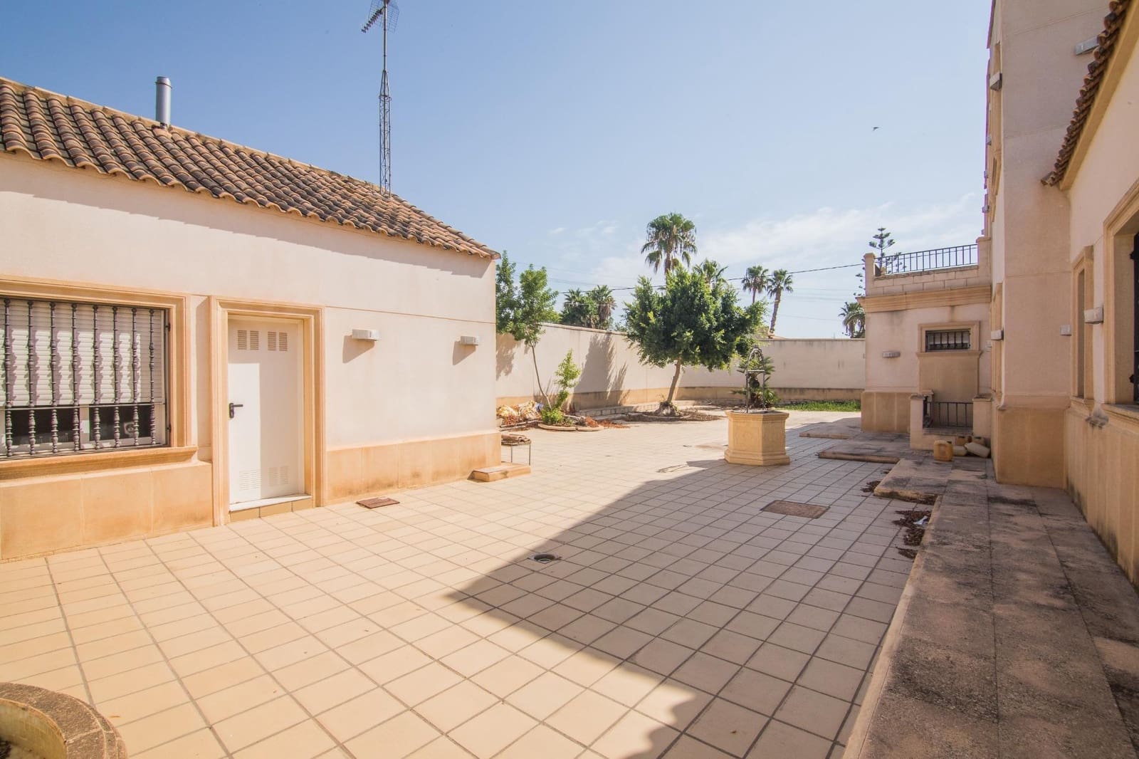 7 sypialnia Willa na sprzedaż w Elche / Elx z basenem garażem - 1 650 000 € (Ref: 10055632)