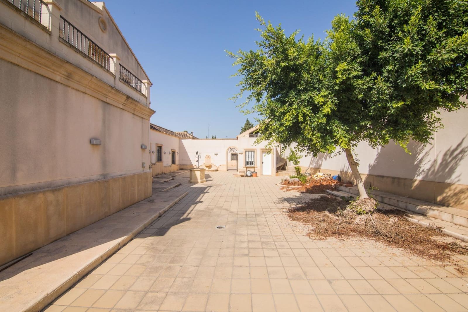 7 sypialnia Willa na sprzedaż w Elche / Elx z basenem garażem - 1 650 000 € (Ref: 10055632)