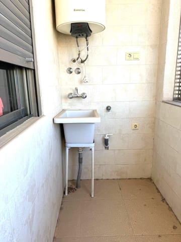 Piso de 3 habitaciones en Albatera en venta con garaje - 130.000 € (Ref: 10055633)