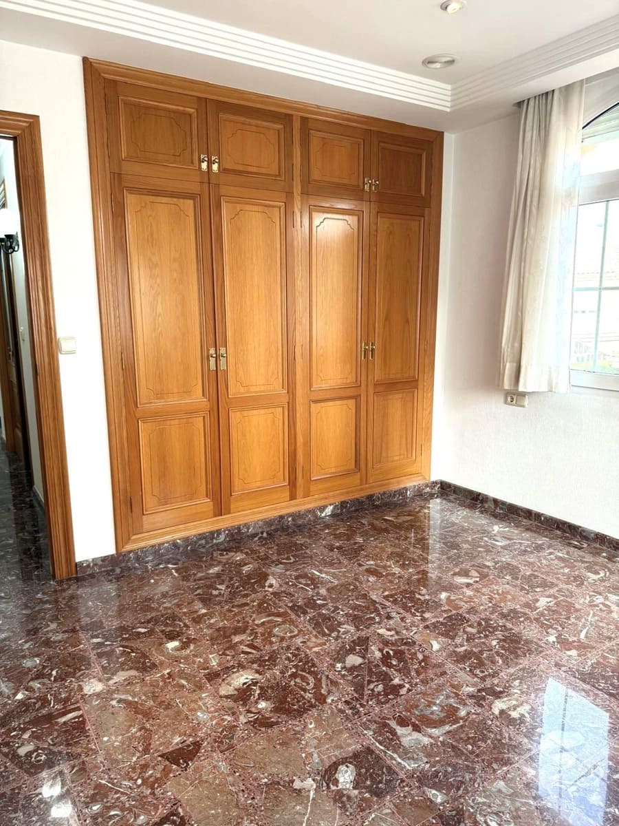 4 sypialnia Willa na sprzedaż w Elche / Elx z basenem garażem - 1 100 000 € (Ref: 10055634)