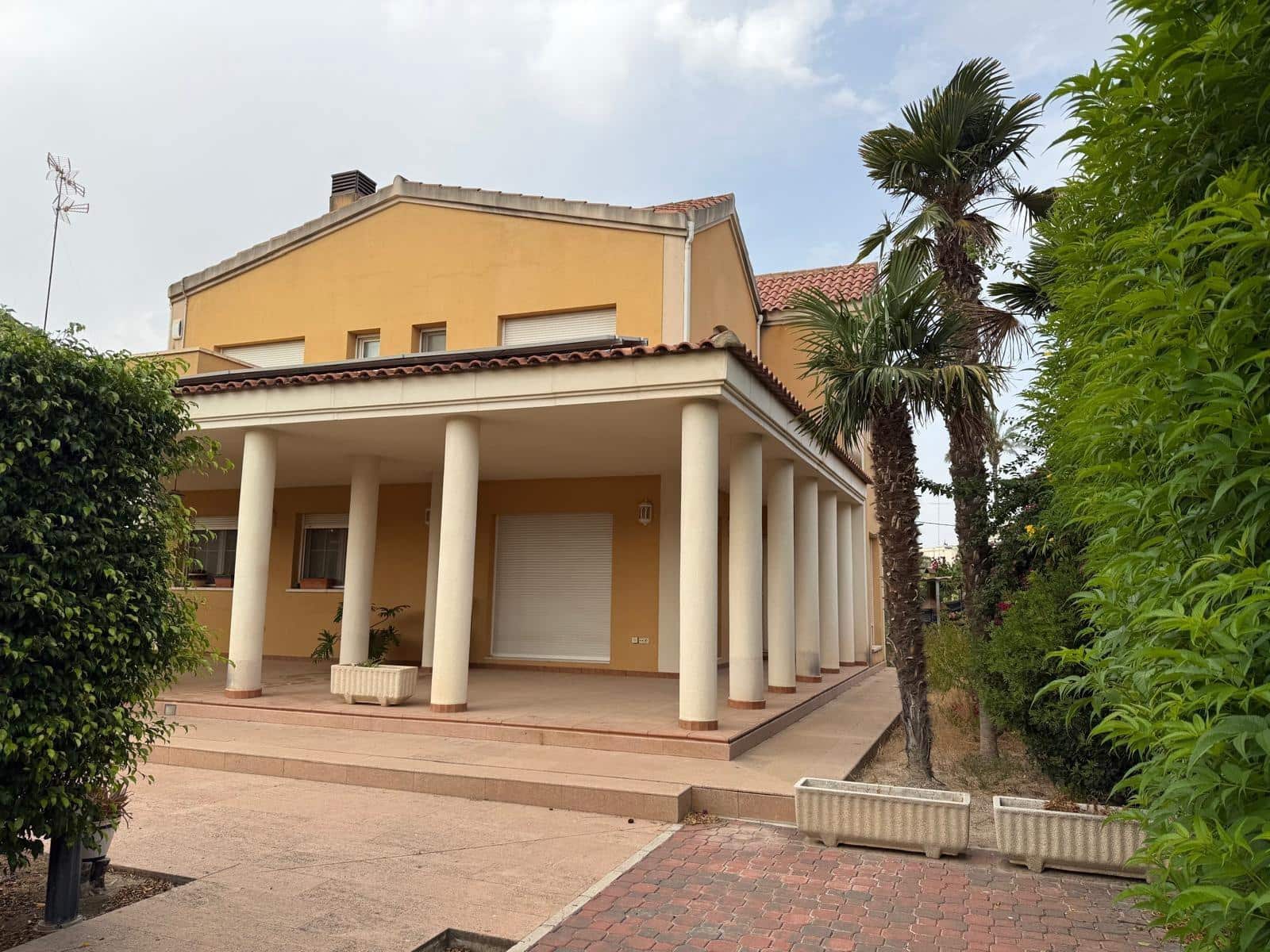 4 sypialnia Willa na sprzedaż w Elche / Elx z basenem garażem - 1 100 000 € (Ref: 10055634)