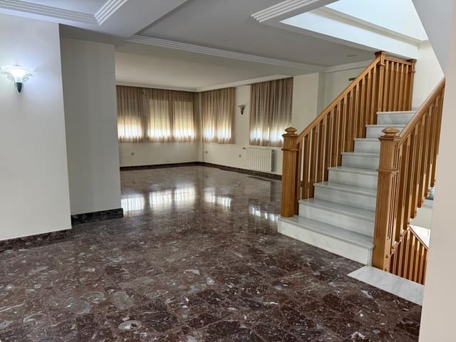 4 sypialnia Willa na sprzedaż w Elche / Elx z basenem garażem - 1 100 000 € (Ref: 10055634)