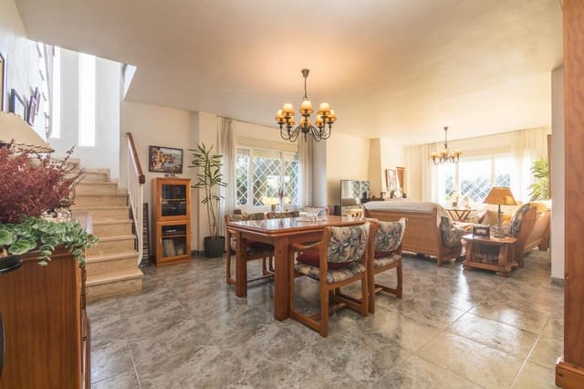 5 soveværelse Villa til salg i Alzabares, Elche / Elx med swimmingpool garage - € 645.000 (Ref: 10055635)