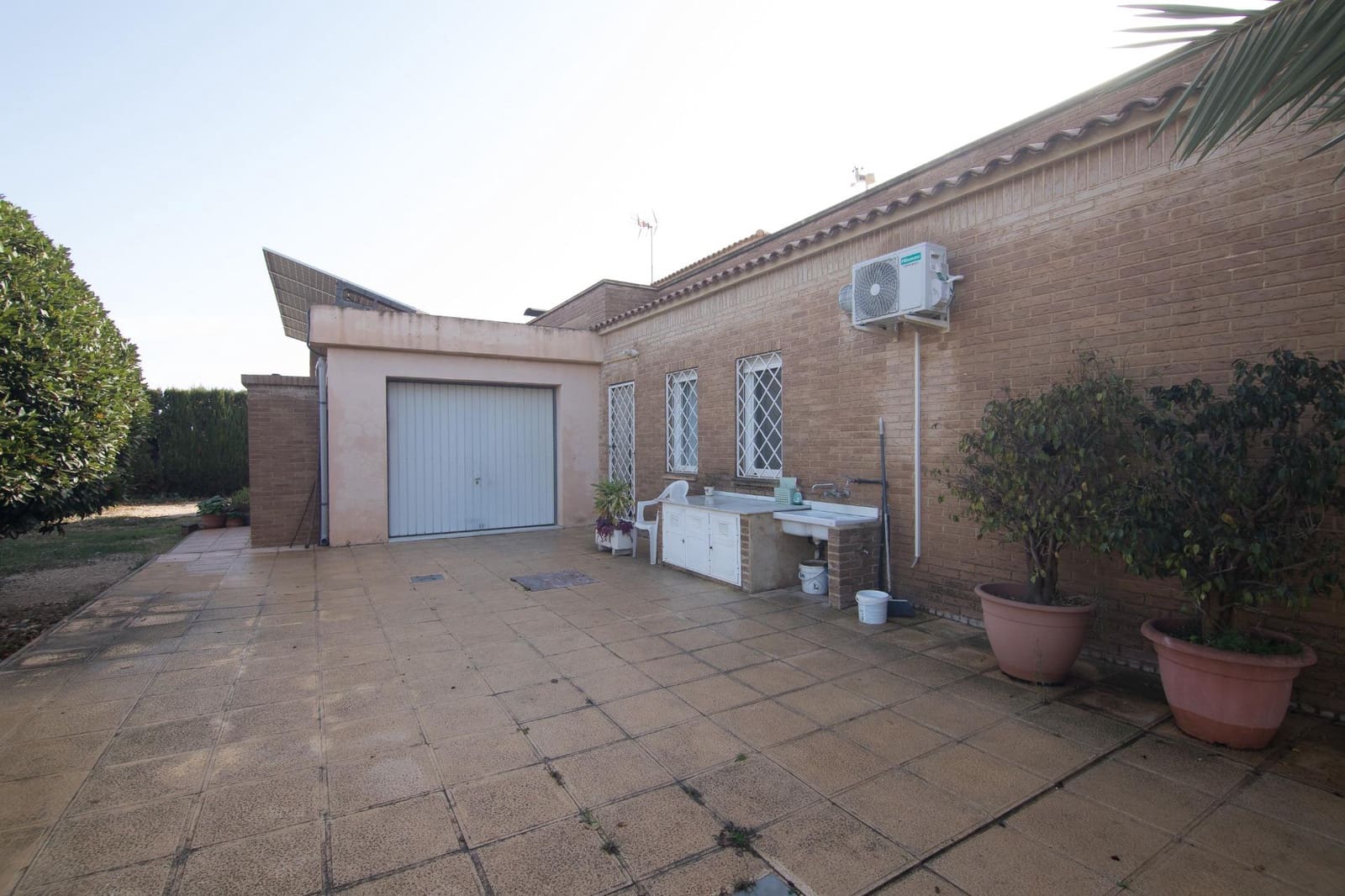 5 bedroom Villa for sale in Elche / Elx with pool garage - € 645,000 (Ref: 10055635)