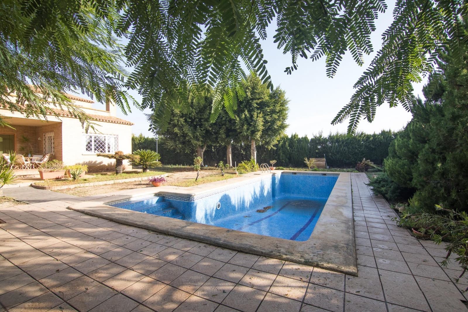 5 bedroom Villa for sale in Elche / Elx with pool garage - € 645,000 (Ref: 10055635)