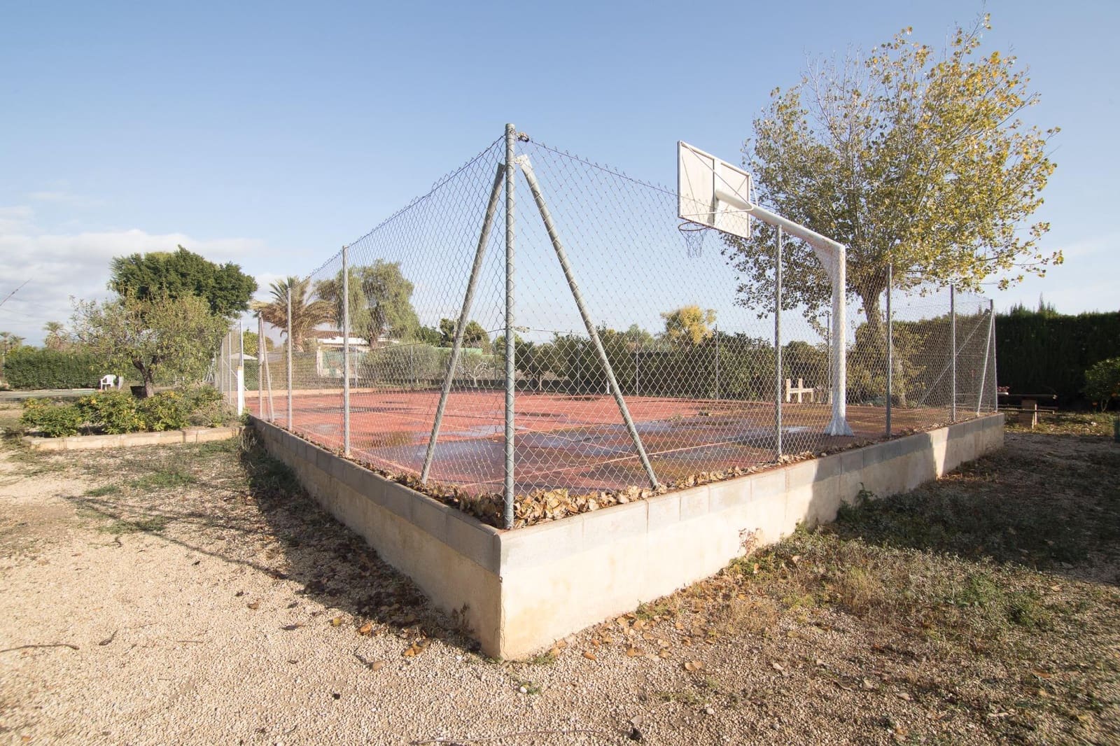 5 bedroom Villa for sale in Elche / Elx with pool garage - € 645,000 (Ref: 10055635)