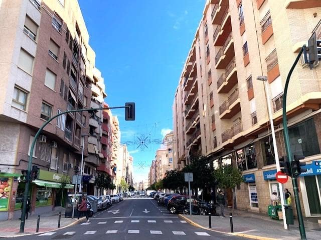 2 Zimmer Wohnung zu verkaufen in Elche / Elx mit Pool - 250.000 € (Ref: 10055636)
