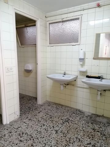 Empresa para arrendar em Alzabares, Elche / Elx - 1 500 € (Ref: 10055639)