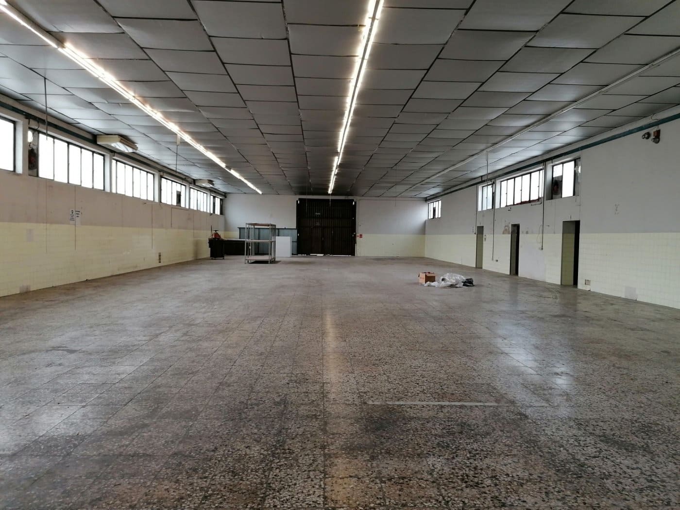 Empresa para arrendar em Elche / Elx com garagem - 1 500 € (Ref: 10055639)