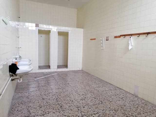 Empresa para arrendar em Alzabares, Elche / Elx - 1 500 € (Ref: 10055639)