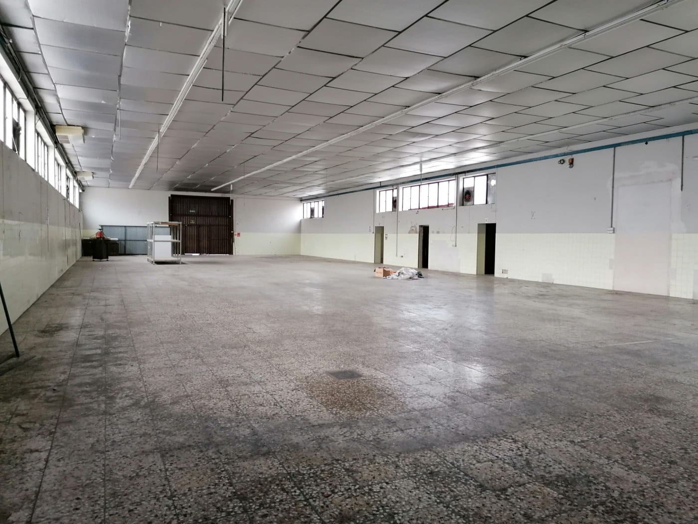 Empresa para arrendar em Elche / Elx com garagem - 1 500 € (Ref: 10055639)
