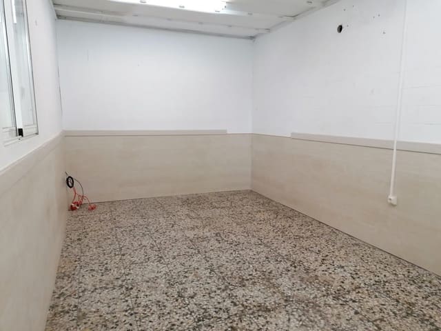 Empresa para arrendar em Alzabares, Elche / Elx - 1 500 € (Ref: 10055639)
