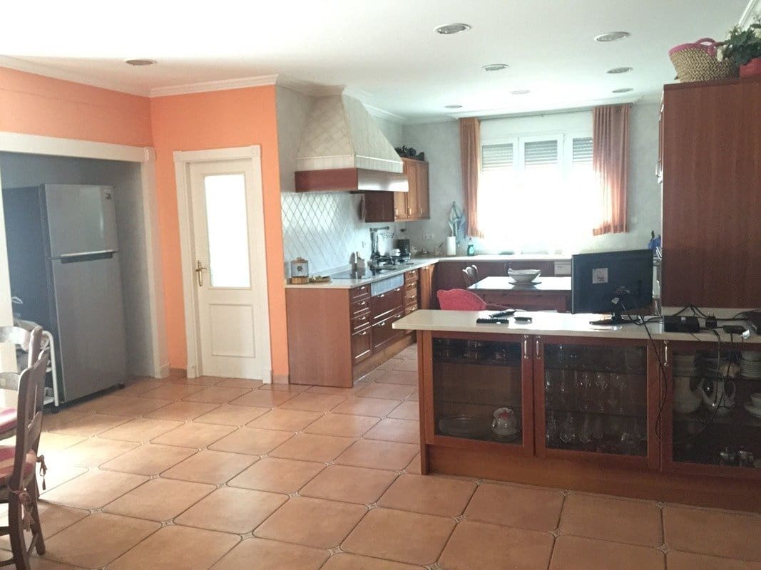 6 slaapkamer Villa te koop in Elche / Elx met zwembad garage - € 900.000 (Ref: 10059239)