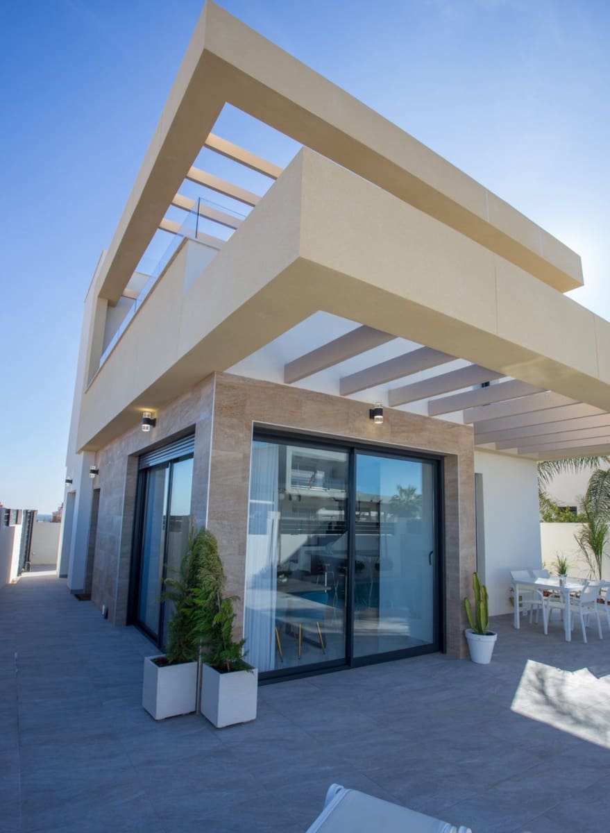3 slaapkamer Villa te koop in Los Montesinos - € 293.900 (Ref: 10059240)