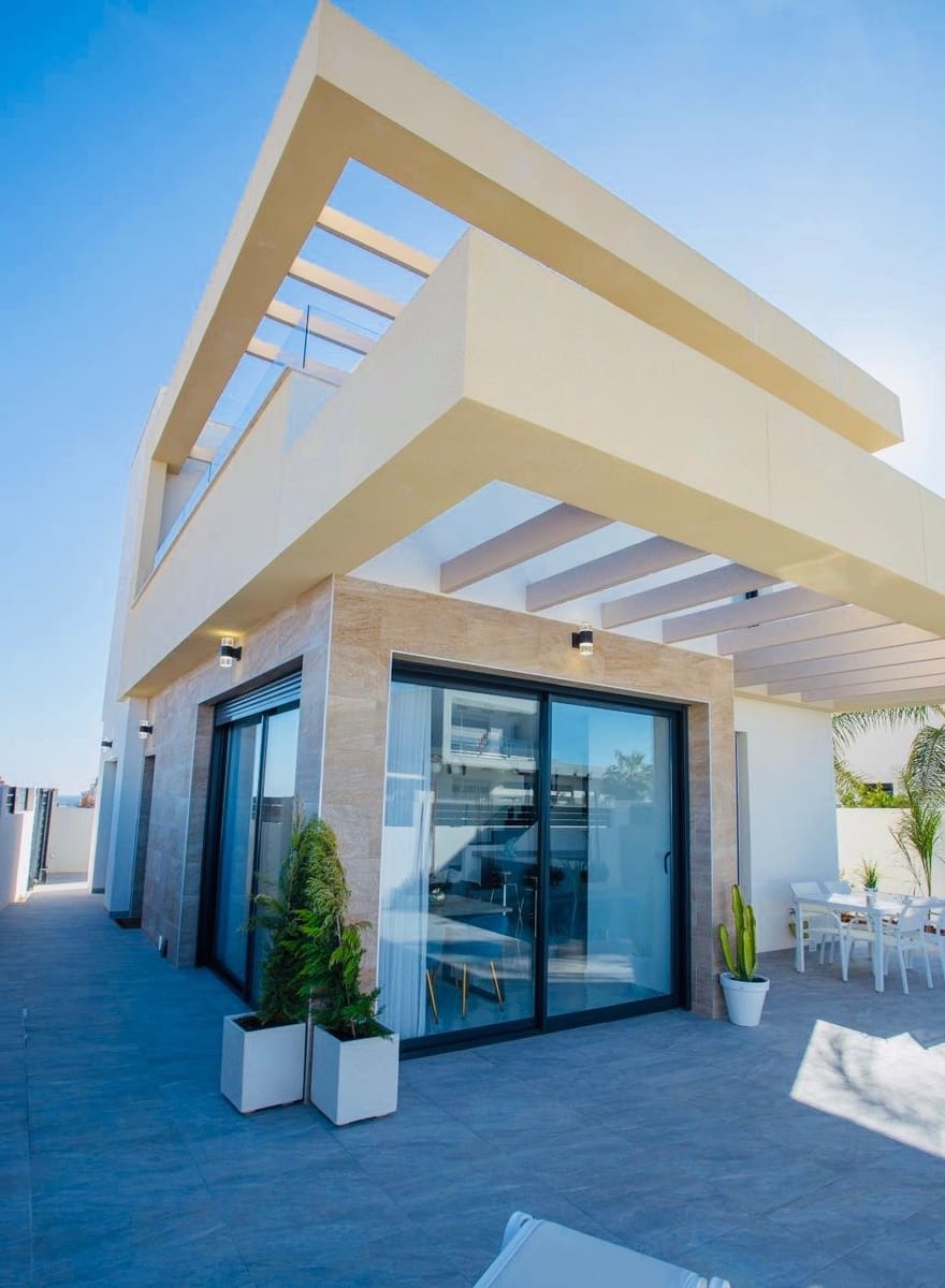 3 slaapkamer Villa te koop in Los Montesinos - € 293.900 (Ref: 10059240)