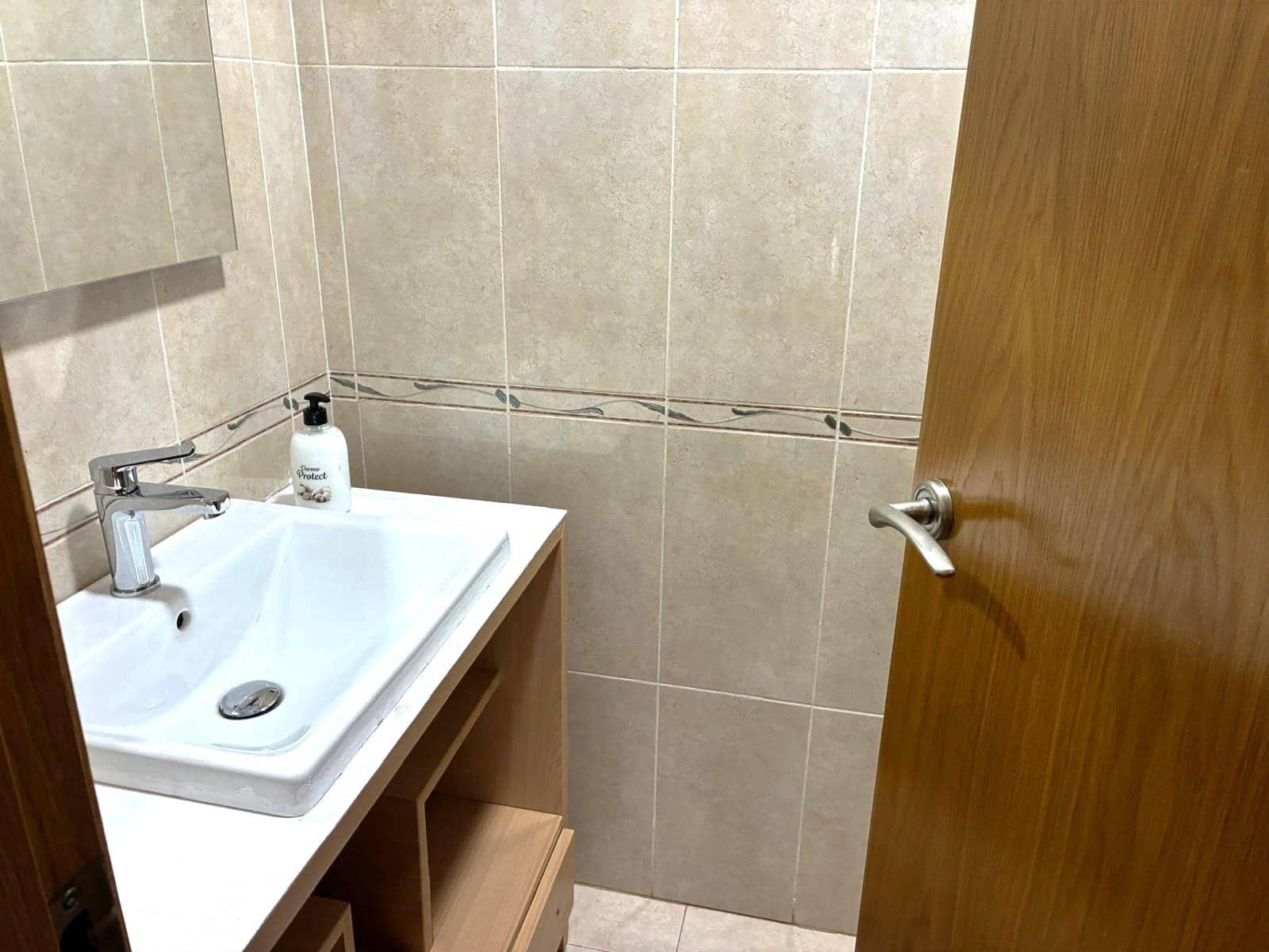 2 slaapkamer Flat te koop in Arenales del Sol met zwembad garage - € 290.000 (Ref: 10098519)
