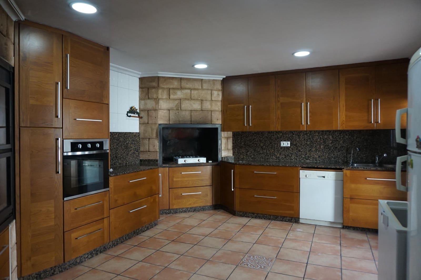 Chalet de 3 habitaciones en Perleta en venta con piscina - 435.000 € (Ref: 10100270)