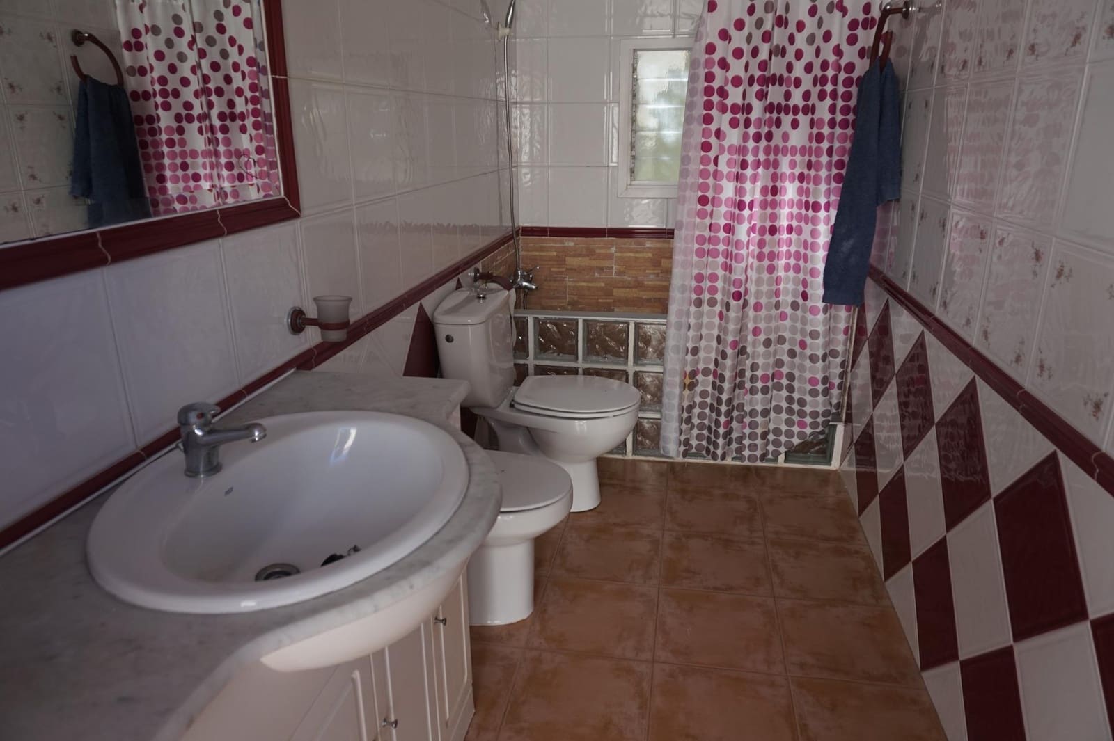 Chalet de 3 habitaciones en Perleta en venta con piscina - 435.000 € (Ref: 10100270)