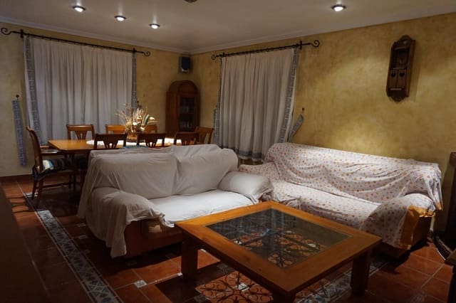 3 makuuhuone Huvila myytävänä paikassa Perleta, Elche / Elx mukana uima-altaan - 435 000 € (Ref: 10100270)