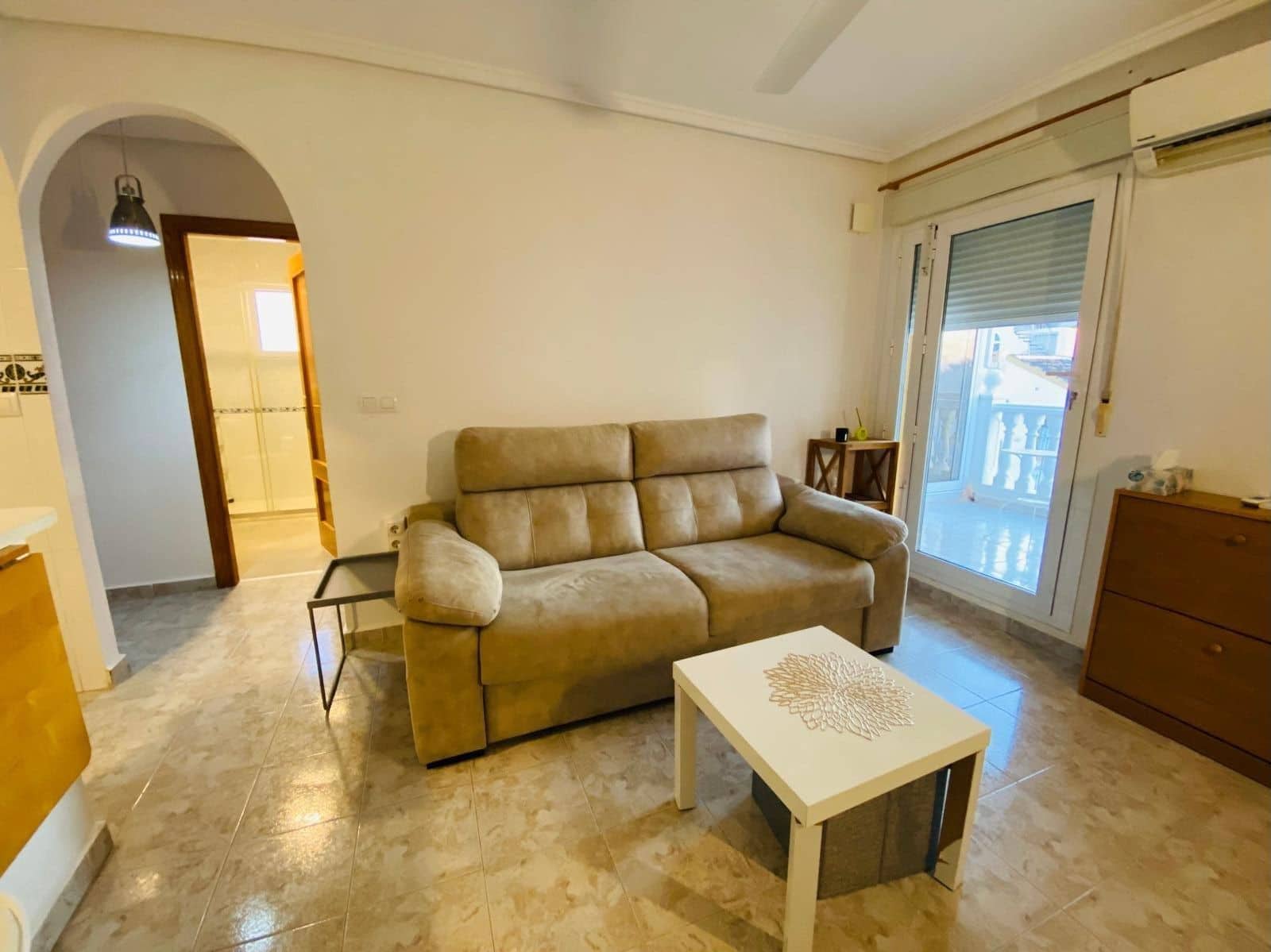 Piso de 2 habitaciones en Guardamar del Segura en venta con piscina - 155.000 € (Ref: 10115744)