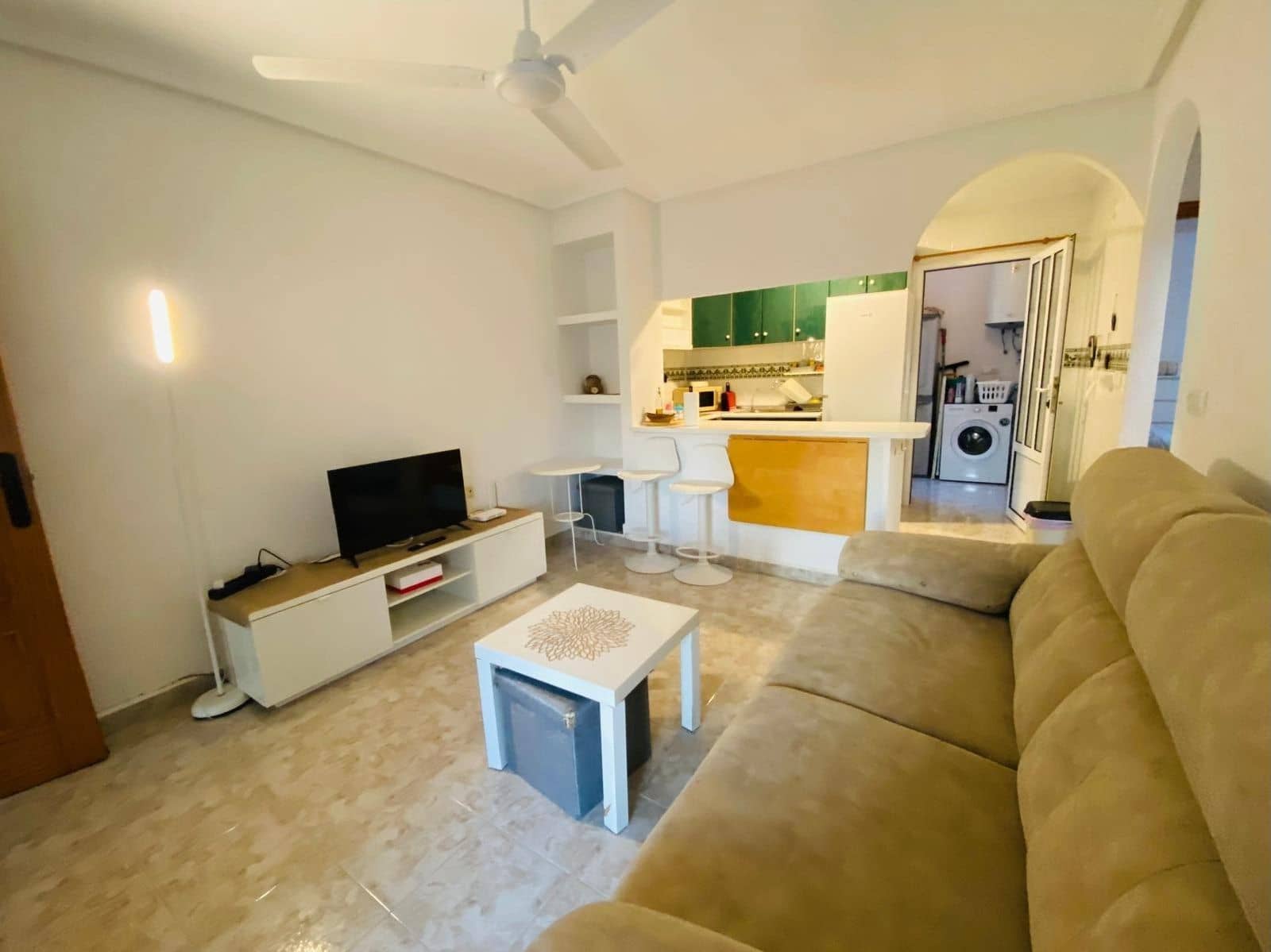 Piso de 2 habitaciones en Guardamar del Segura en venta con piscina - 155.000 € (Ref: 10115744)