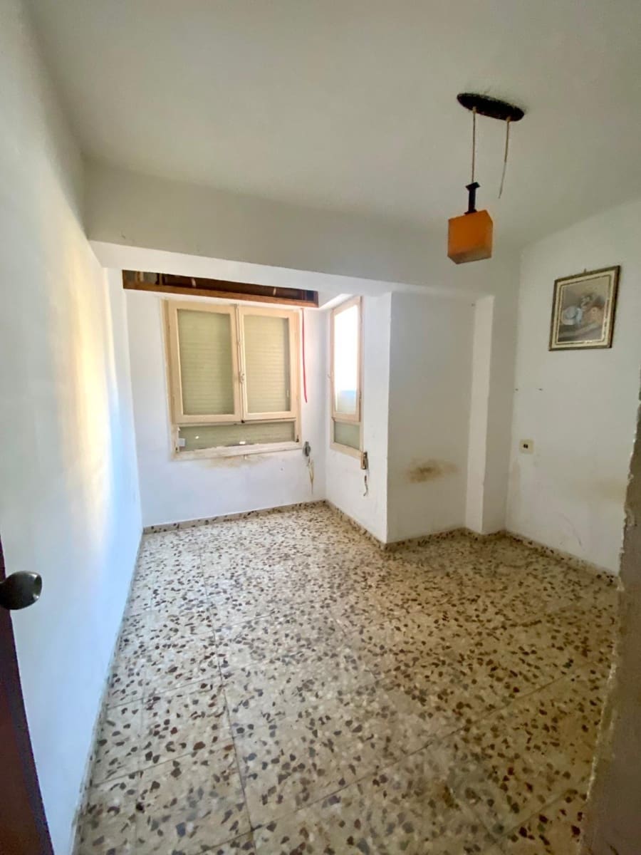 3 bedroom Flat for sale in Guardamar del Segura - € 116,000 (Ref: 10120000)
