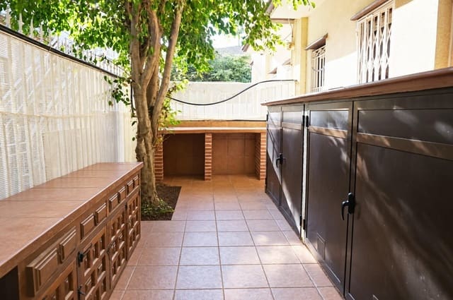 3 soveværelse Bungalow til salg i Centro, Santa Pola med swimmingpool - € 280.000 (Ref: 10139810)