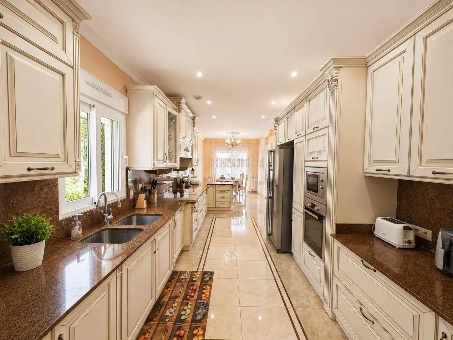 12 slaapkamer Villa te koop in Cabo Roig met zwembad - € 1.750.000 (Ref: 10005709)