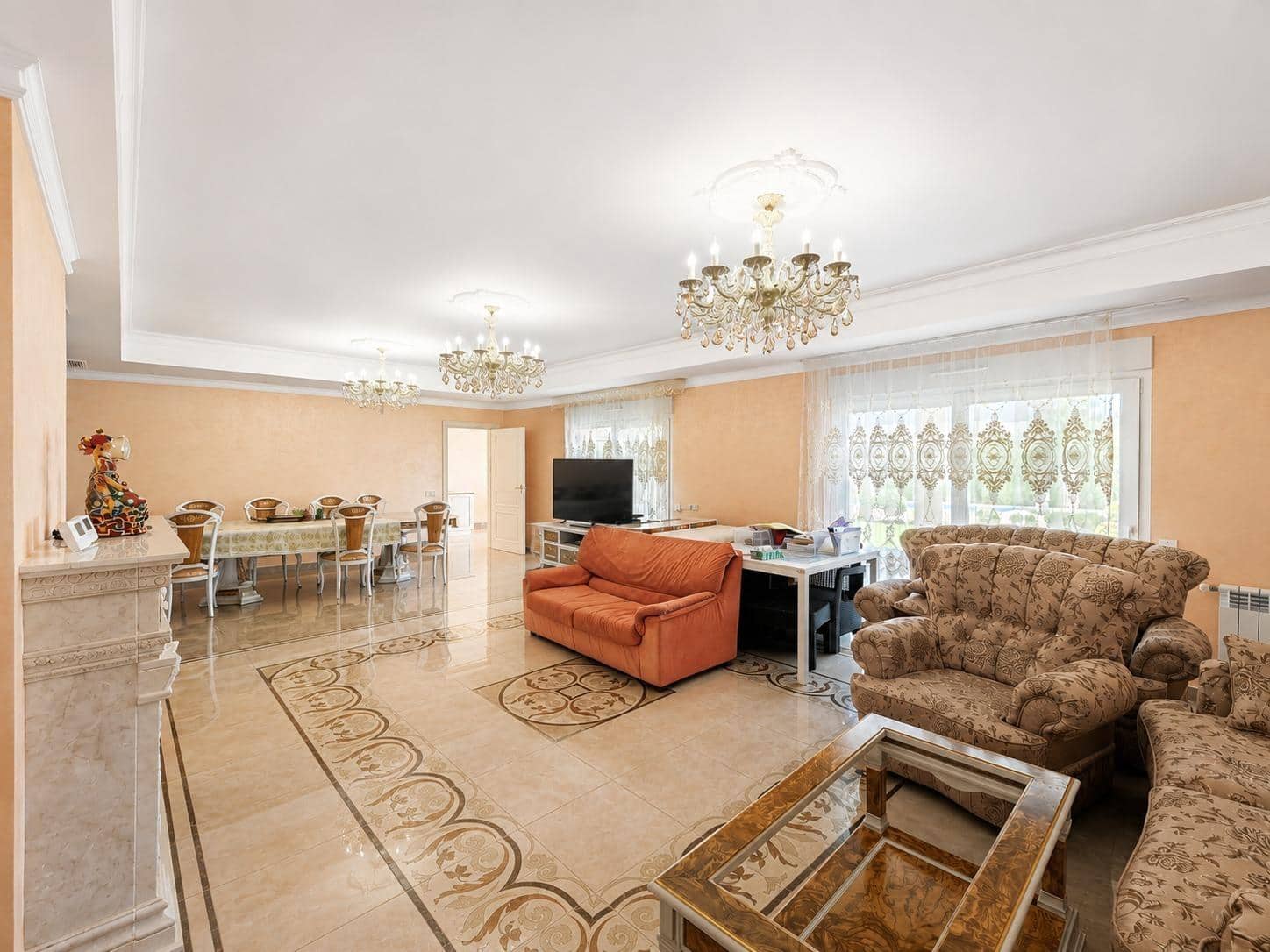 12 slaapkamer Villa te koop in Cabo Roig met zwembad - € 1.750.000 (Ref: 10005709)