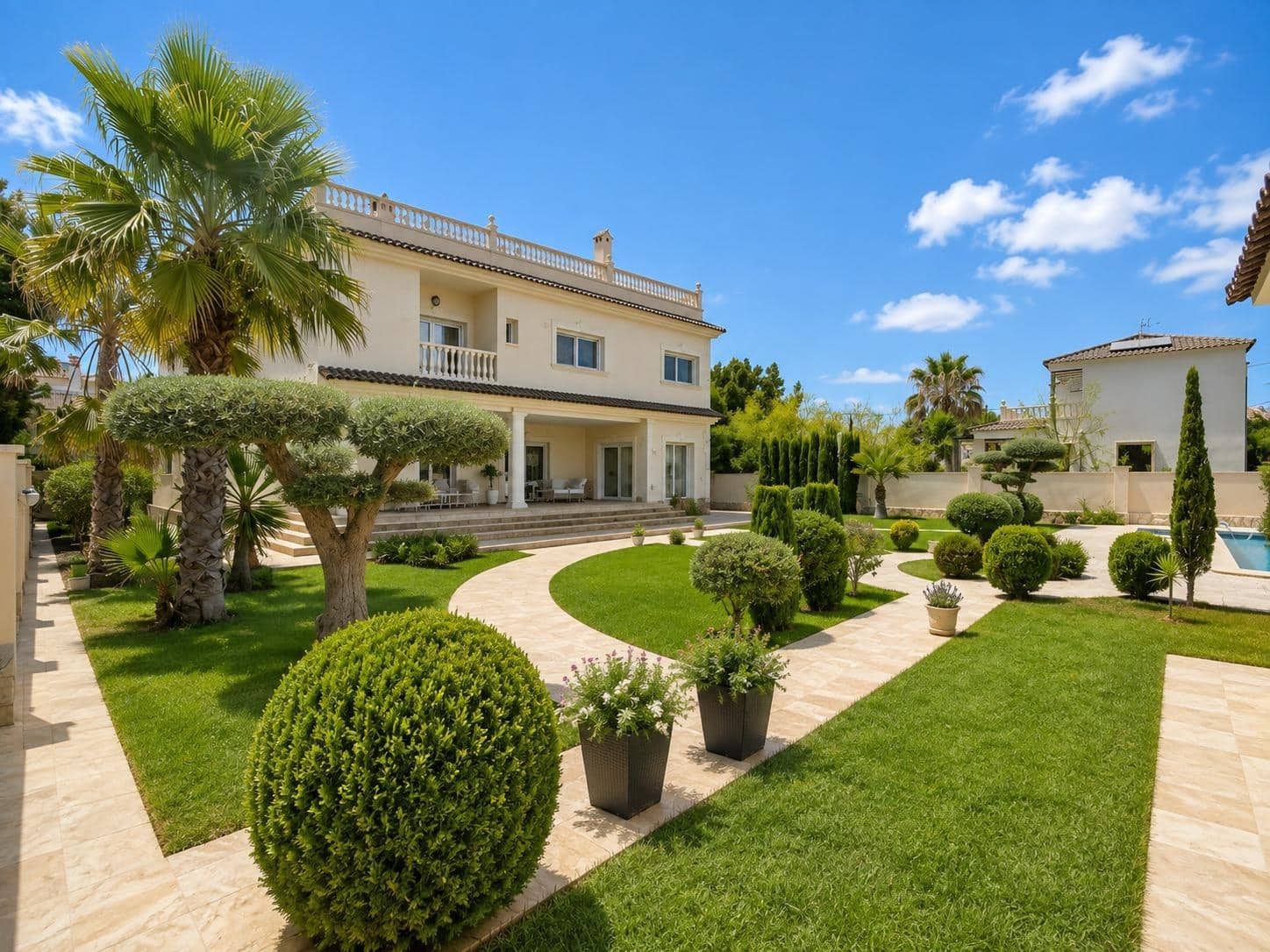 12 slaapkamer Villa te koop in Cabo Roig met zwembad - € 1.750.000 (Ref: 10005709)