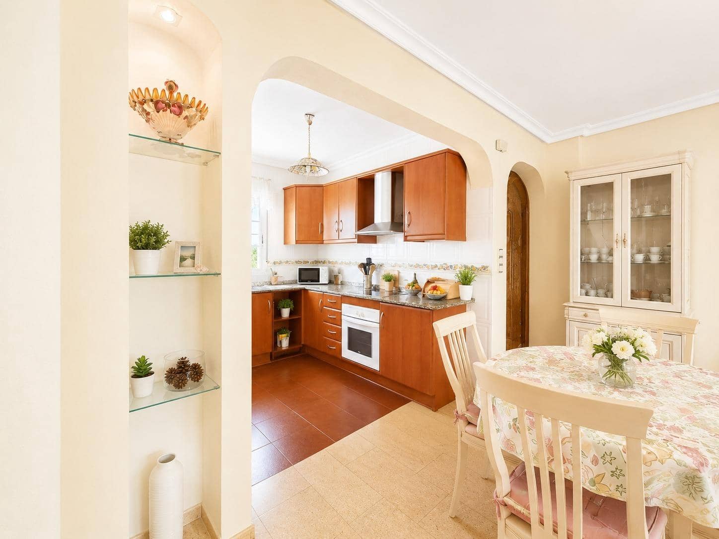 Bungalow de 2 habitaciones en Orihuela Costa en venta con piscina garaje - 225.000 € (Ref: 10013417)