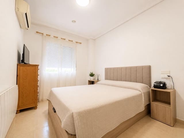 2 soveværelse Lejlighed til salg i Playa del Cura, Torrevieja med swimmingpool - € 165.000 (Ref: 10015657)
