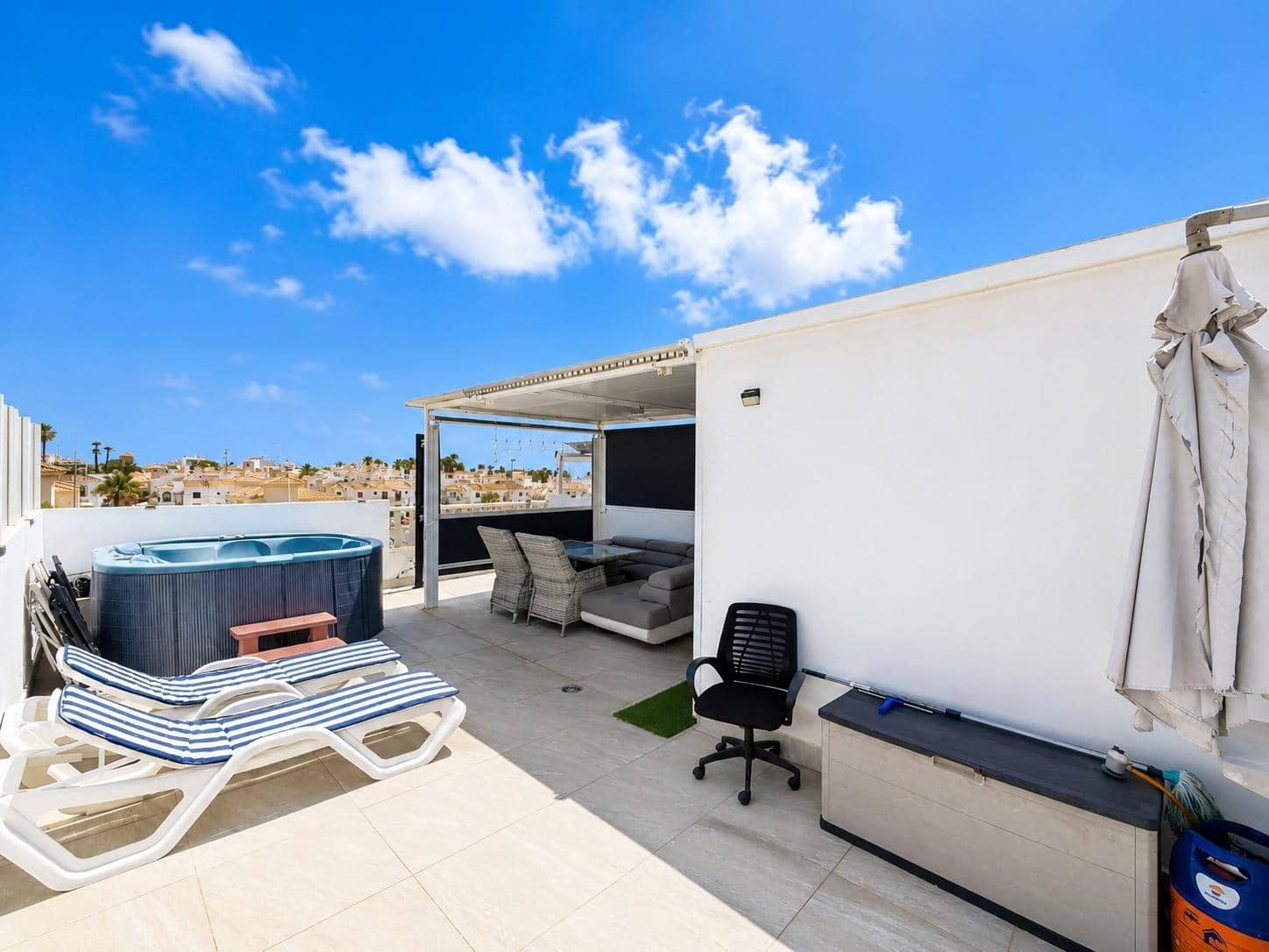 3 bedroom Bungalow for sale in Aguas Nuevas - € 195,000 (Ref: 10015658)