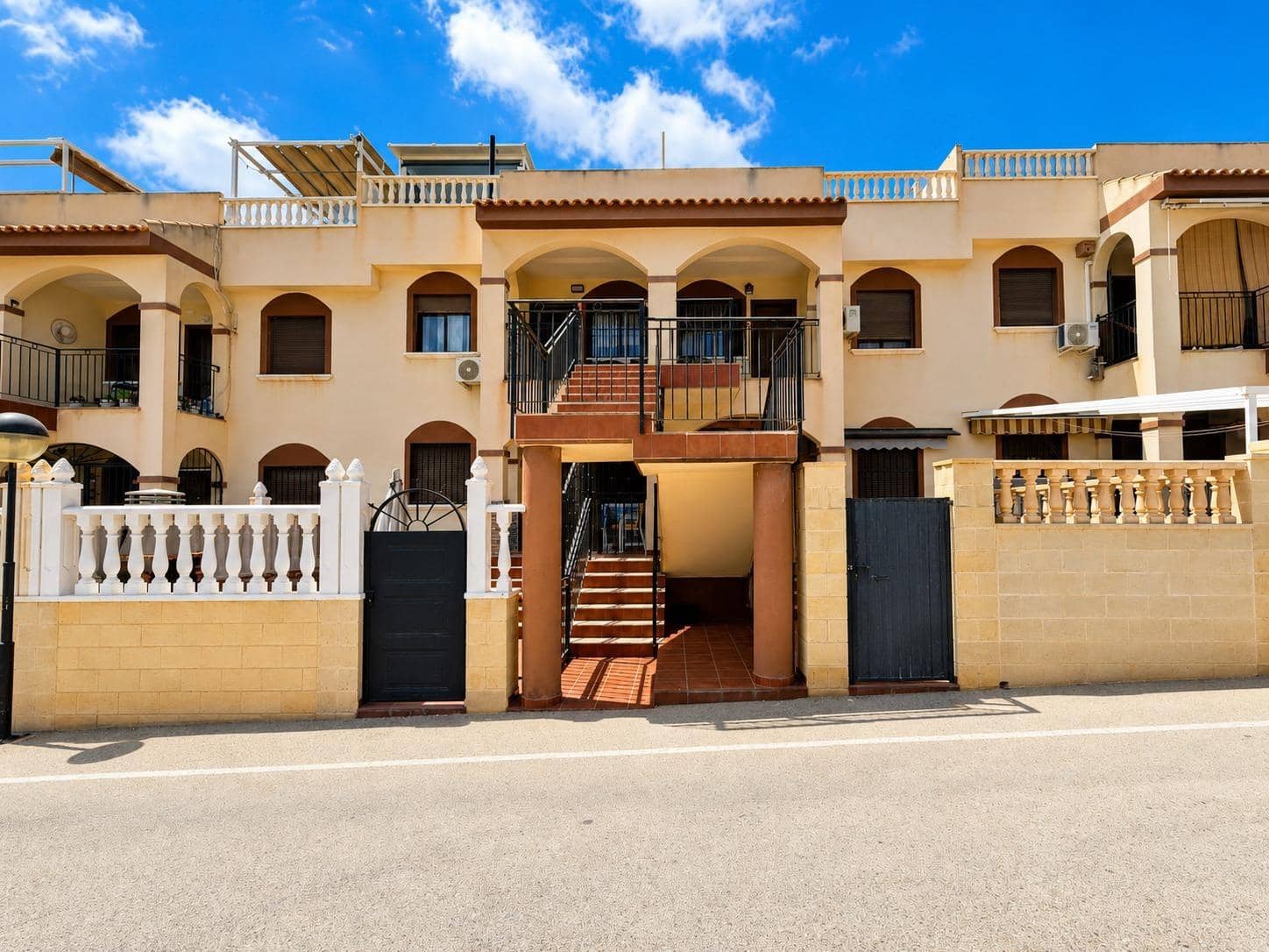 3 bedroom Bungalow for sale in Aguas Nuevas - € 195,000 (Ref: 10015658)