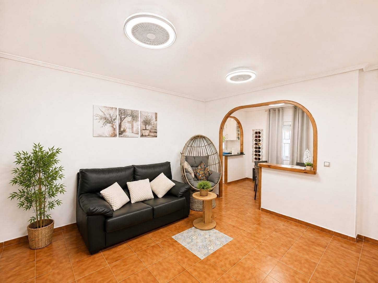 4 makuuhuone Huvila myytävänä paikassa Los Alcazares mukana uima-altaan - 450 000 € (Ref: 10021006)