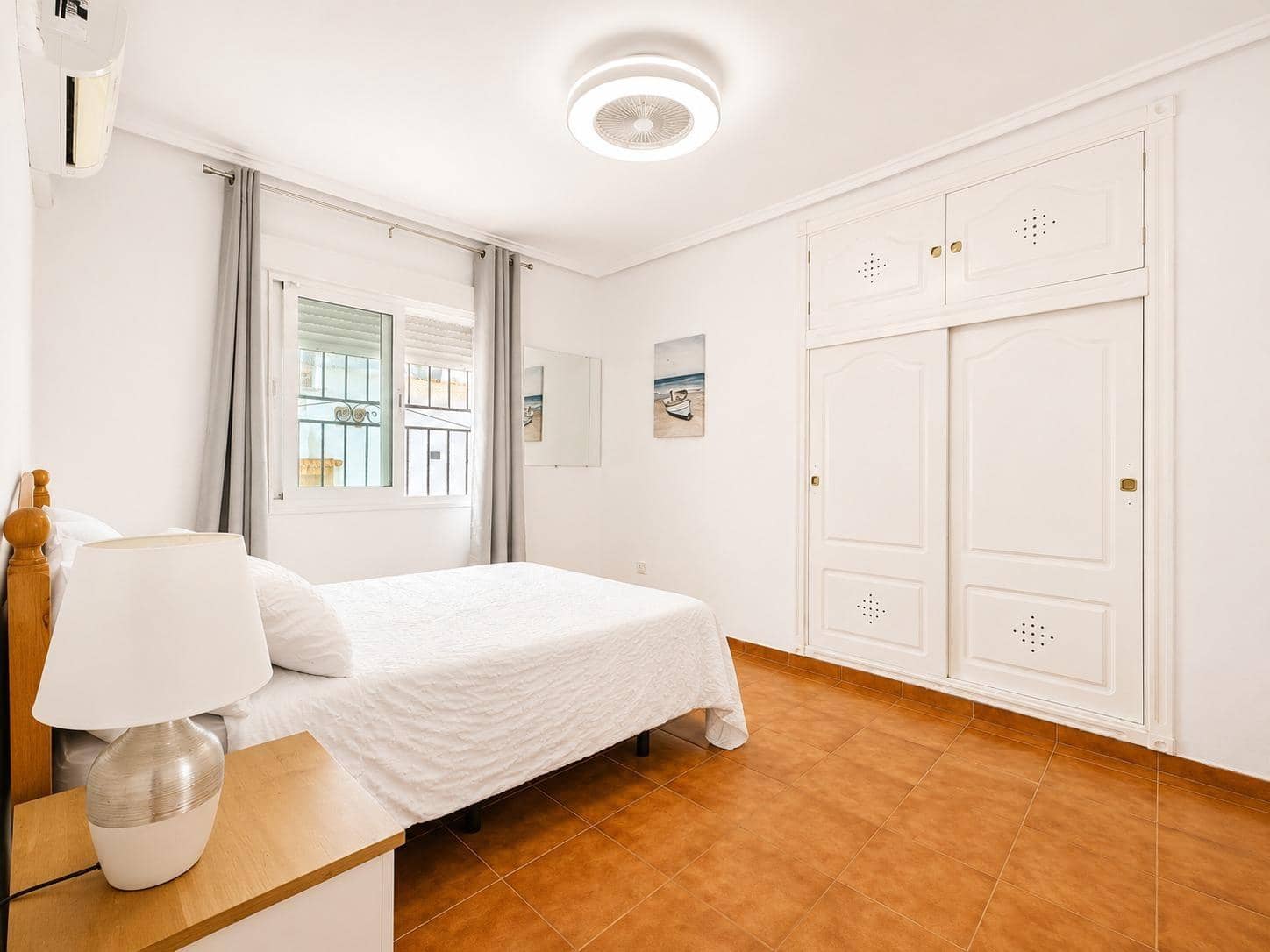 4 makuuhuone Huvila myytävänä paikassa Los Alcazares mukana uima-altaan - 450 000 € (Ref: 10021006)