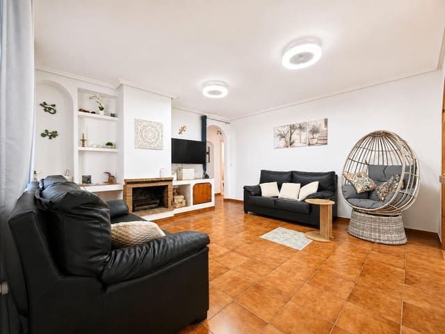 4 quarto Moradia para venda em Los Alcázares com piscina - 450 000 € (Ref: 10021006)