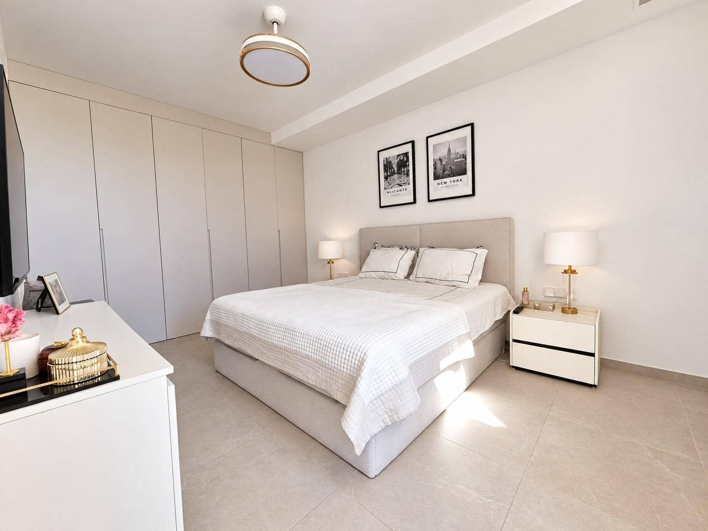 Chalet de 3 habitaciones en Orihuela Costa en venta con piscina garaje - 749.000 € (Ref: 10081357)