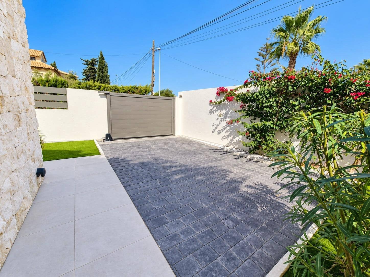 Chalet de 3 habitaciones en Orihuela Costa en venta con piscina garaje - 749.000 € (Ref: 10081357)