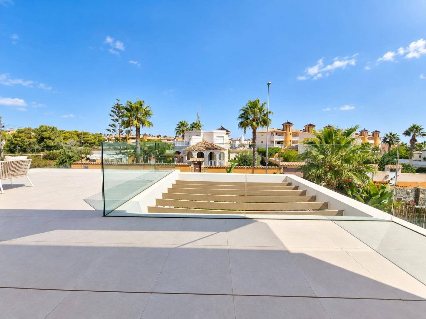 Chalet de 3 habitaciones en Orihuela Costa en venta con piscina garaje - 749.000 € (Ref: 10081357)