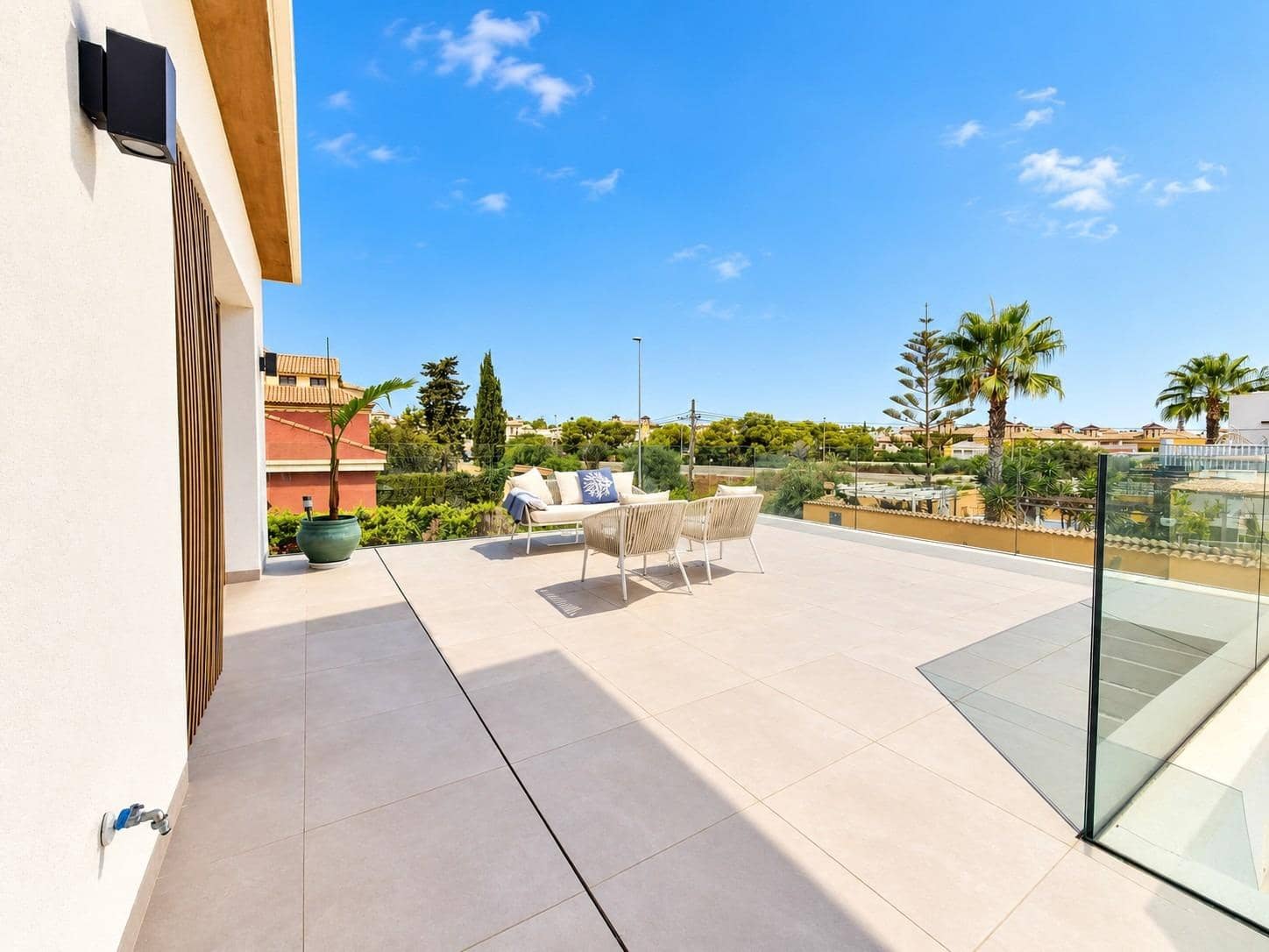 Chalet de 3 habitaciones en Orihuela Costa en venta con piscina garaje - 749.000 € (Ref: 10081357)