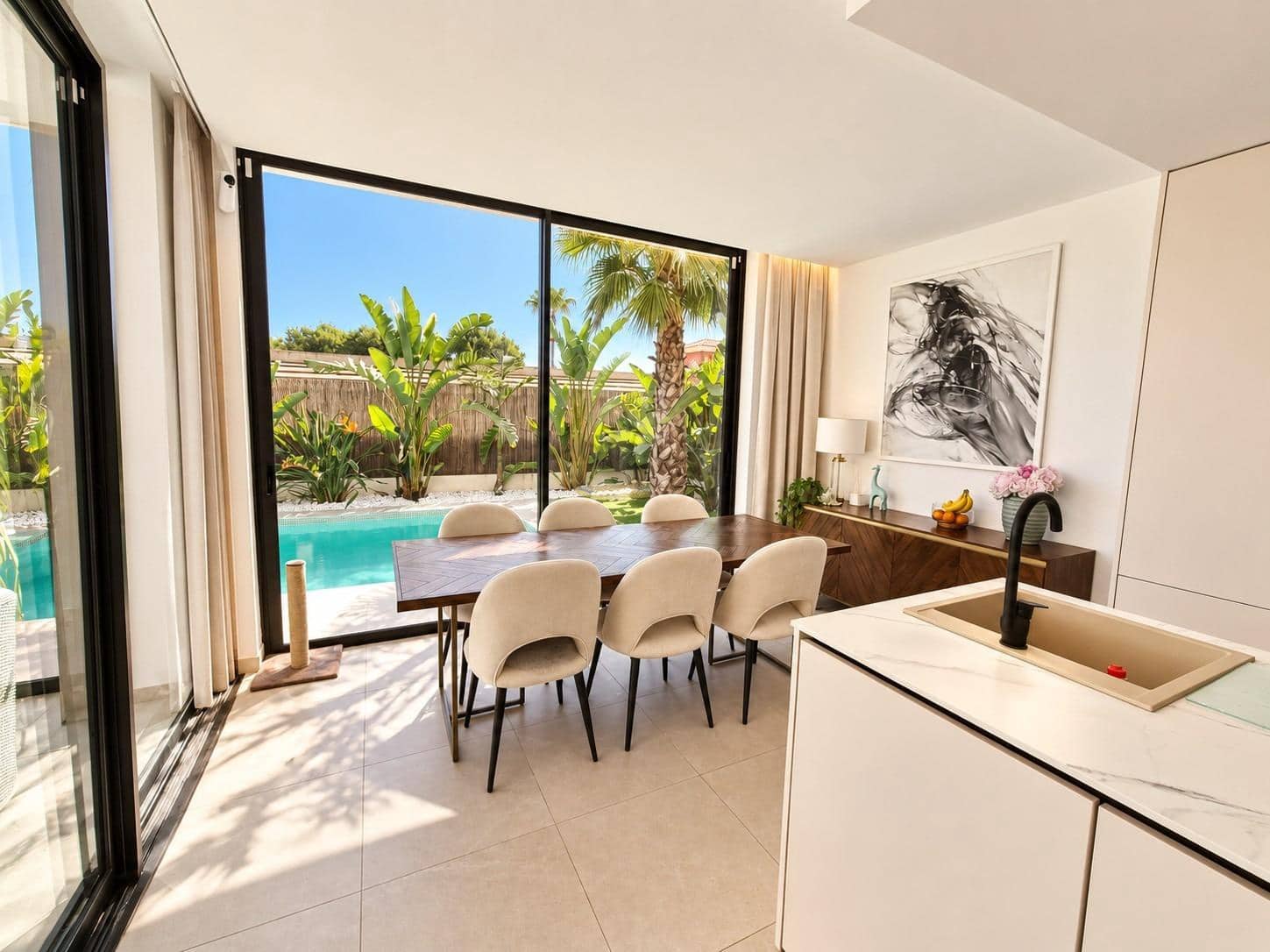 Chalet de 3 habitaciones en Orihuela Costa en venta con piscina garaje - 749.000 € (Ref: 10081357)